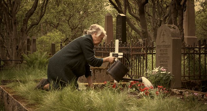 Mama Gogo - Z filmu - Kristbjörg Kjeld