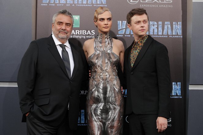 Valerian i miasto tysiąca planet - Z imprez - World premiere at TCL Chinese Theater in Hollywood, California, on Monday, July 17, 2017 - Luc Besson, Cara Delevingne, Dane DeHaan