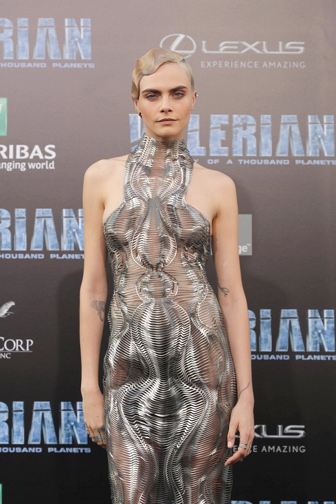 Valerian e a Cidade dos Mil Planetas - De eventos - World premiere at TCL Chinese Theater in Hollywood, California, on Monday, July 17, 2017 - Cara Delevingne