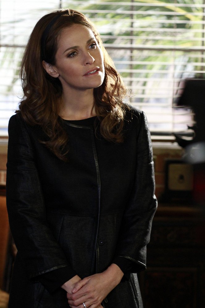 Private Practice - Something Old, Something New - Photos - Amy Brenneman