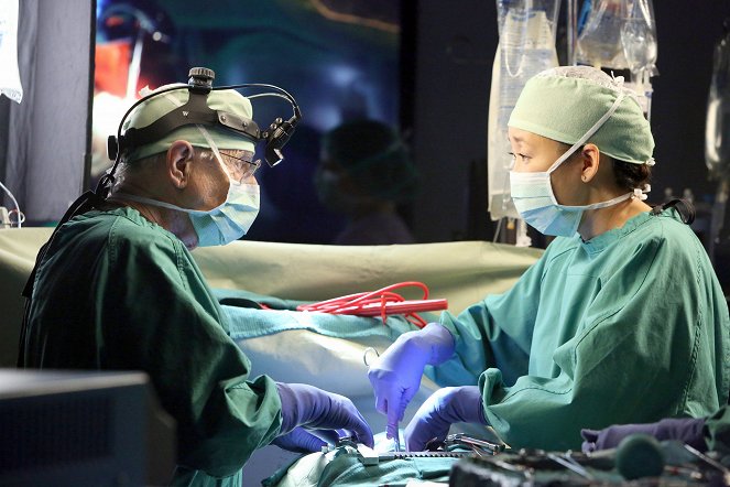 Grey's Anatomy - Season 9 - Beautiful Doom - Photos - Sandra Oh