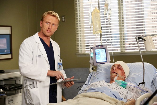 Grey's Anatomy - Season 11 - Risk - Photos - Kevin McKidd