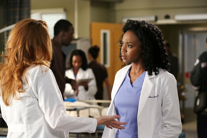 Grey's Anatomy - Season 11 - Risk - Photos - Jerrika Hinton