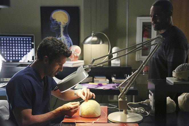 Grey's Anatomy - Thriller - Photos - Patrick Dempsey, Jason George