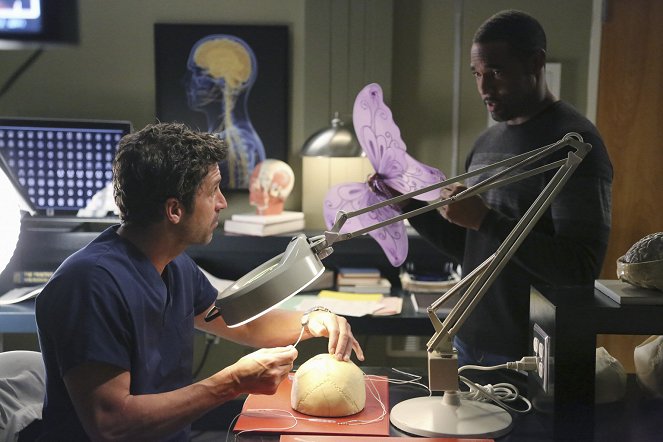Grey's Anatomy - Season 10 - Thriller - Photos - Patrick Dempsey, Jason George