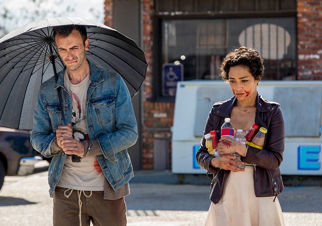 Kaznodzieja - Season 2 - W drodze - Z filmu - Joe Gilgun, Ruth Negga