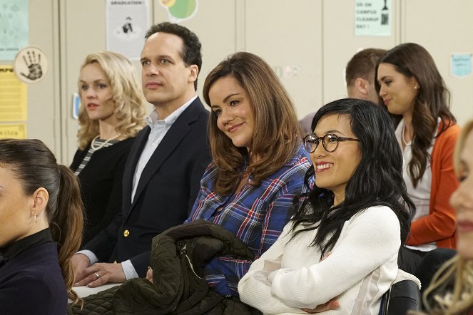 American Housewife - Le Couple puissant - Film - Diedrich Bader, Katy Mixon, Ali Wong