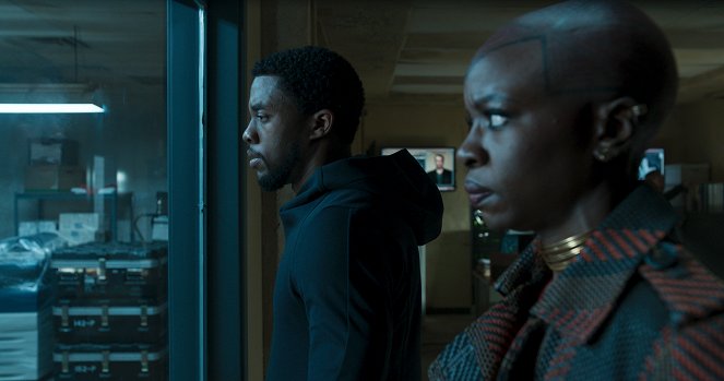 Black Panther - Z filmu - Chadwick Boseman, Danai Gurira