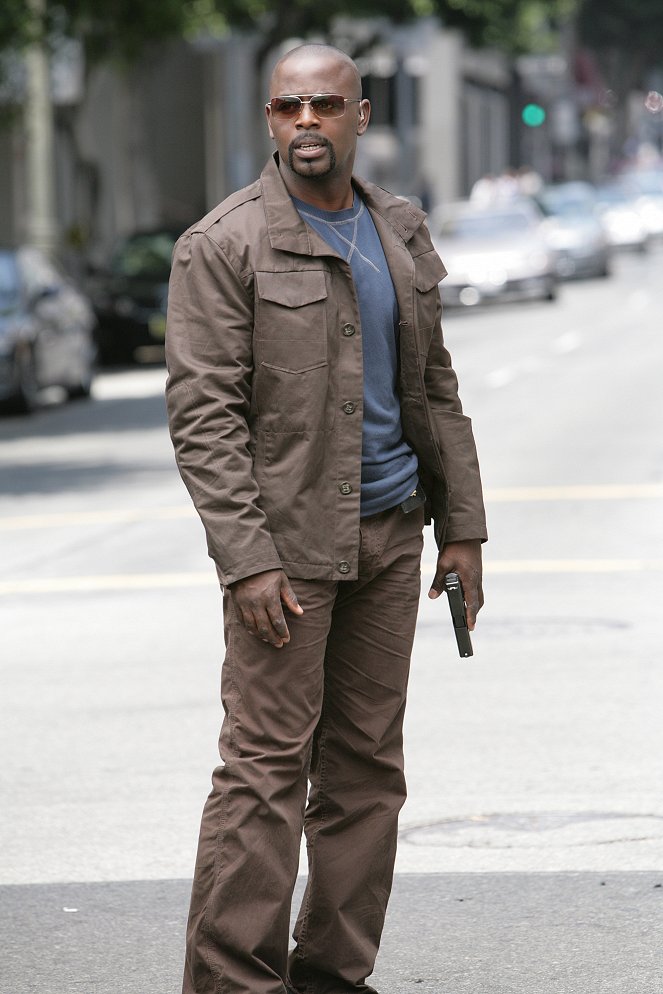 Numb3rs - When Worlds Collide - Van film - Alimi Ballard