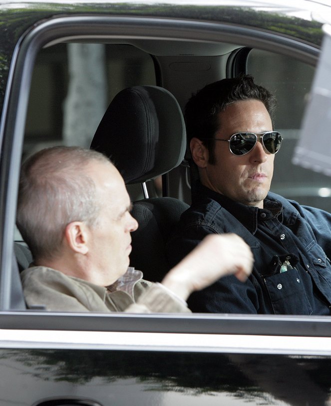 Numb3rs - When Worlds Collide - Van film - Rob Morrow