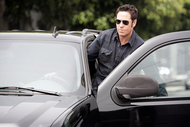 Numb3rs - When Worlds Collide - Photos - Rob Morrow