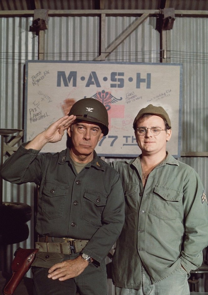 M.A.S.H. - Change of Command - Promóció fotók - Harry Morgan, Gary Burghoff