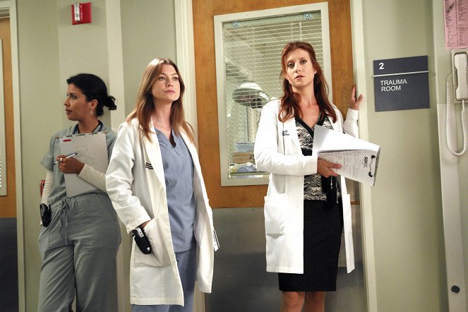 Grey's Anatomy - Season 3 - Oh, the Guilt - Photos - Ellen Pompeo, Kate Walsh