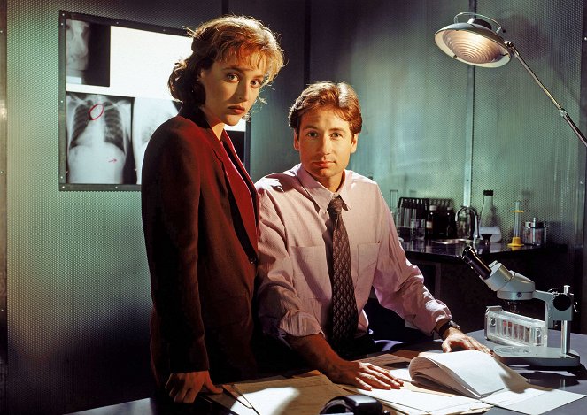 The X-Files - Salaiset kansiot - Season 1 - Promokuvat - Gillian Anderson, David Duchovny