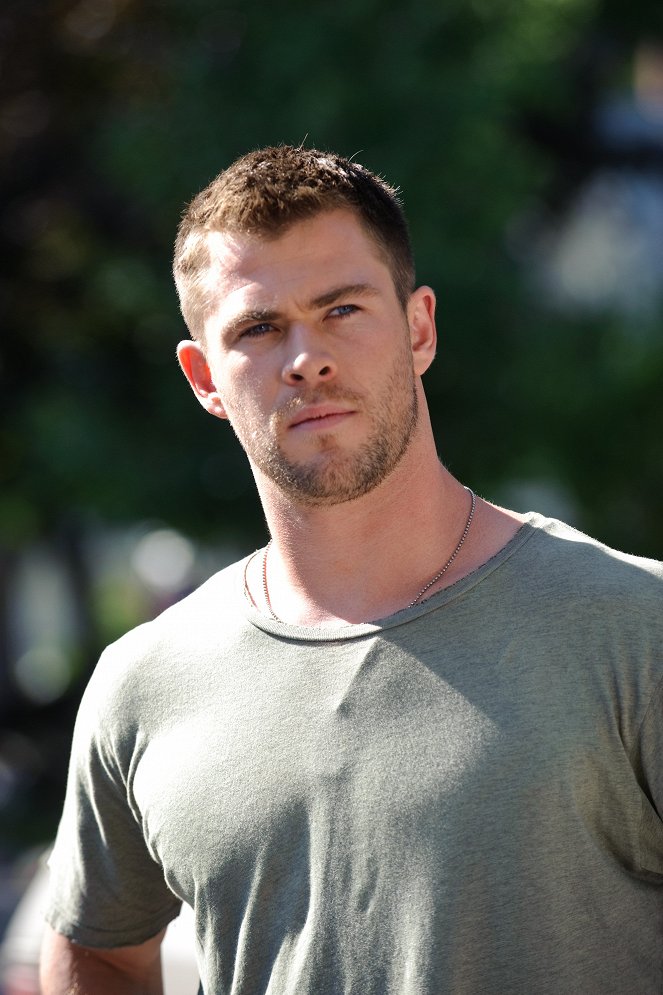 Amanhecer Violento - Do filme - Chris Hemsworth