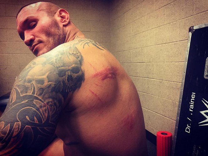 WWE Battleground - Van de set - Randy Orton