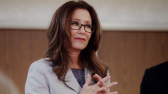 Major Crimes - Medical Causes - Van film - Mary McDonnell