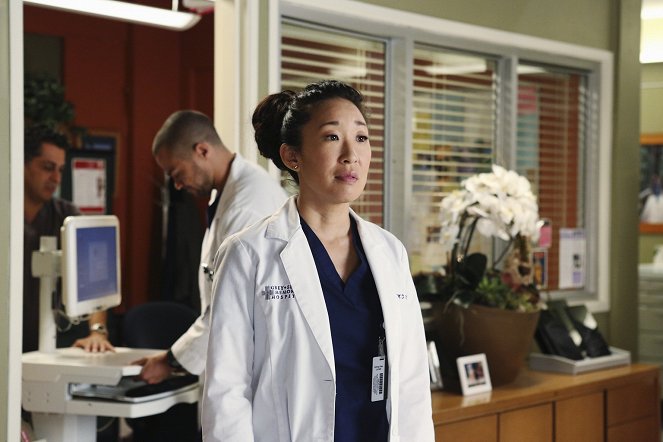 Grey's Anatomy - Season 10 - Do You Know? - Photos - Sandra Oh