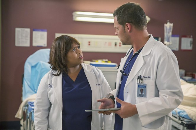 Grey's Anatomy - Die jungen Ärzte - Schockzustand - Filmfotos - Chandra Wilson, Justin Chambers