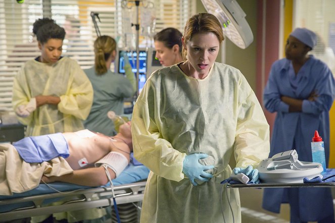 Grey's Anatomy - Die jungen Ärzte - Schockzustand - Filmfotos - Sarah Drew