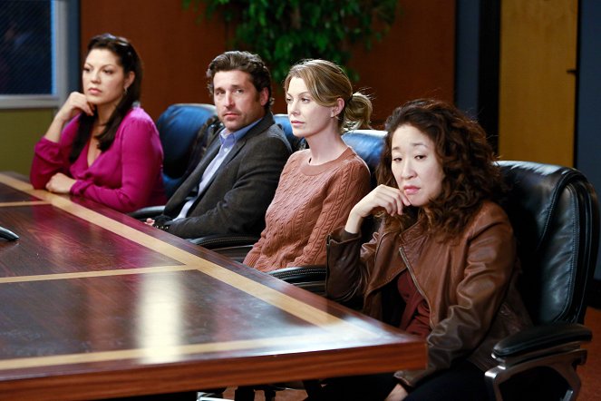 Grey's Anatomy - Season 9 - Second Opinion - Photos - Sara Ramirez, Patrick Dempsey, Ellen Pompeo, Sandra Oh
