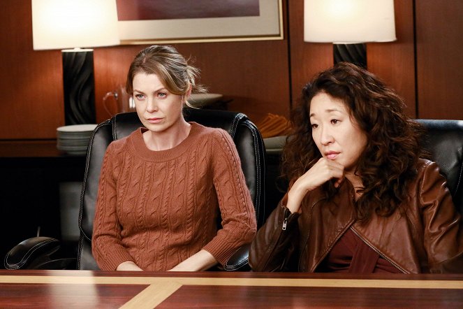 Grey's Anatomy - Season 9 - Second Opinion - Photos - Ellen Pompeo, Sandra Oh
