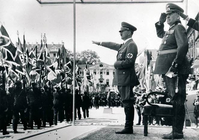 Hitler's Final Days - Van film