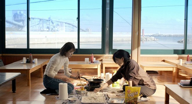 Chohaeng - Kuvat elokuvasta - Sae-byeok Kim