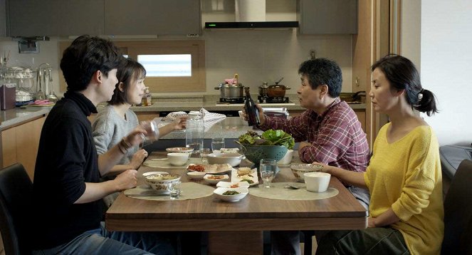 Chohaeng - Z filmu - Sae-byeok Kim, Ju-bong Gi