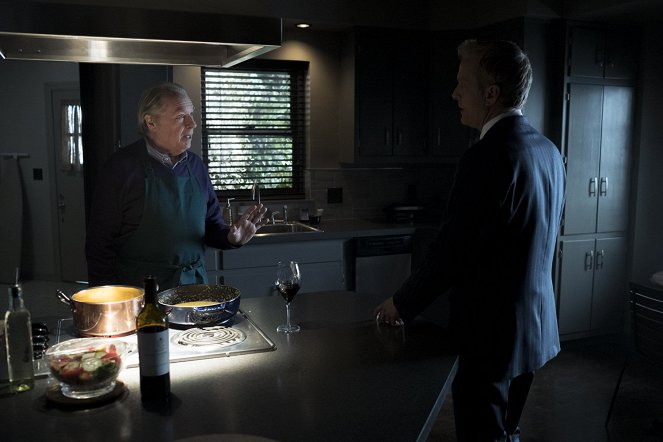 Better Call Saul - Season 3 - Fall - Photos - Michael McKean, Patrick Fabian