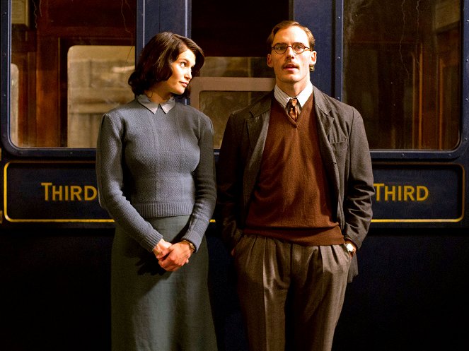 Their Finest - Van film - Gemma Arterton, Sam Claflin