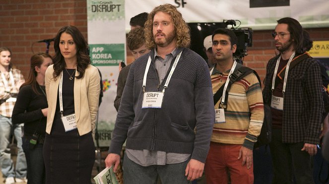 Silicon Valley - Proof of Concept - Photos - Amanda Crew, T.J. Miller, Kumail Nanjiani, Martin Starr