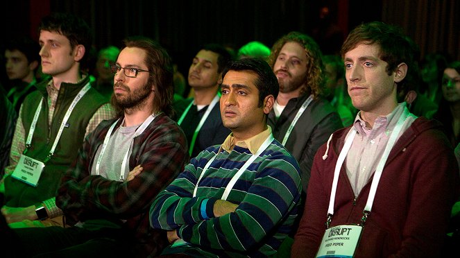 Silicon Valley - Season 1 - Optimal Tip-To-Tip Efficiency - Photos - Zach Woods, Martin Starr, Kumail Nanjiani, T.J. Miller, Thomas Middleditch