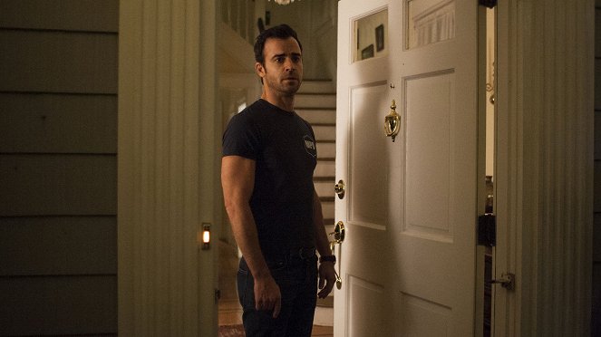 The Leftovers - Pilot - Photos - Justin Theroux