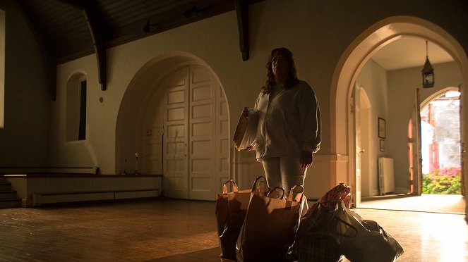 The Leftovers - Cairo - Photos - Ann Dowd
