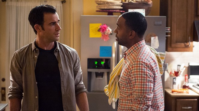 The Leftovers - Axis Mundi - Photos - Justin Theroux, Kevin Carroll
