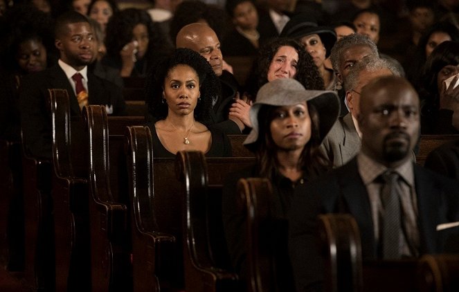 Luke Cage - Season 1 - Photos - Simone Missick