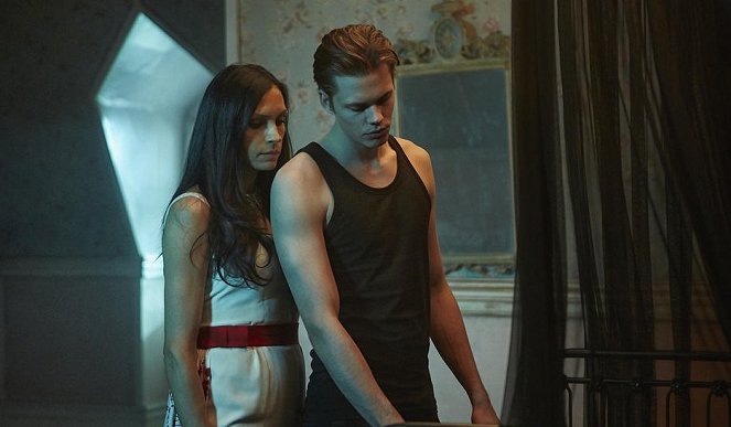 Hemlock Grove - Van film - Famke Janssen, Bill Skarsgård