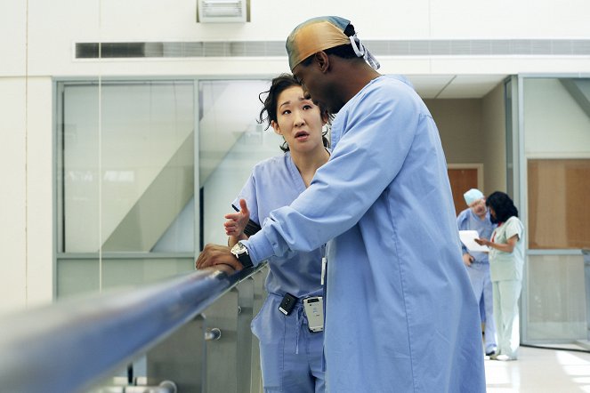 Grey's Anatomy - Die jungen Ärzte - Verrat - Filmfotos - Sandra Oh, Isaiah Washington
