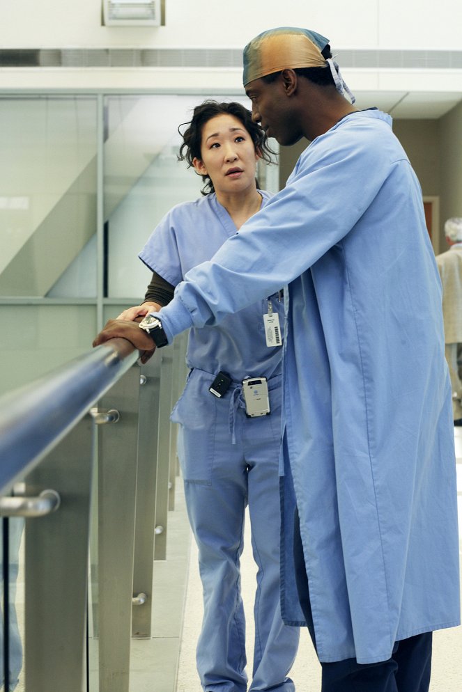 Grey's Anatomy - Die jungen Ärzte - Verrat - Filmfotos - Sandra Oh, Isaiah Washington