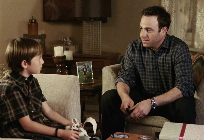 Private Practice - Step One - Photos - Griffin Gluck, Paul Adelstein