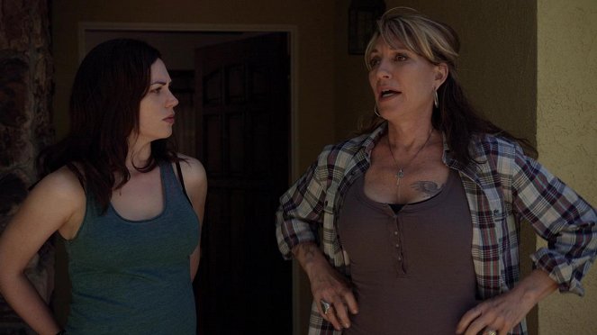 Sons of Anarchy - Caregiver - Photos - Maggie Siff, Katey Sagal