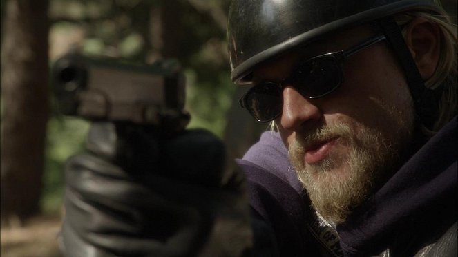 Sons of Anarchy - Home - Photos - Charlie Hunnam