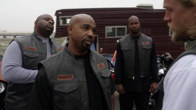 Sons of Anarchy - Turning and Turning - Van film - Michael Beach
