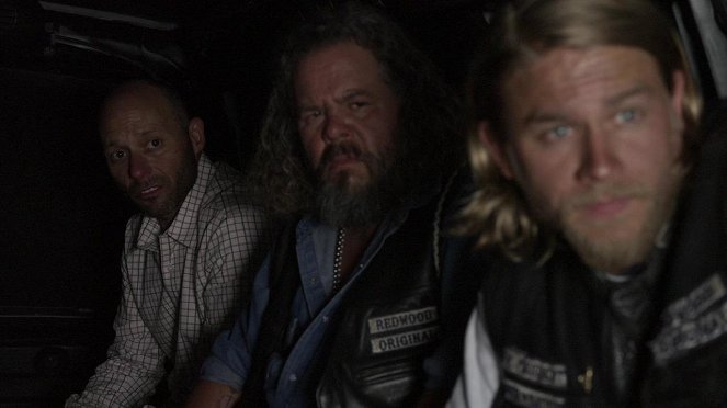 Sons of Anarchy - Turning and Turning - Van film - Michael Ornstein, Mark Boone Junior