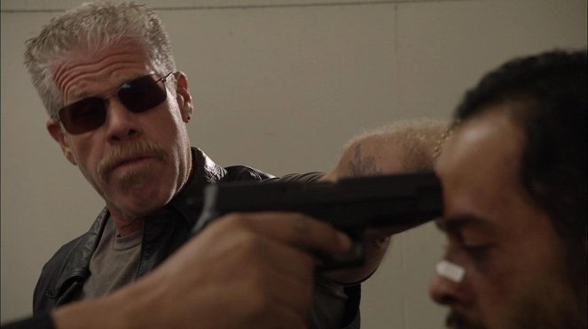 Sons of Anarchy - Widening Gyre - Photos - Ron Perlman