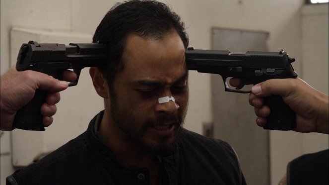 Sons of Anarchy - Widening Gyre - Van film - Jose  Pablo Cantillo