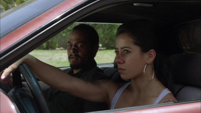 Sons of Anarchy - Widening Gyre - Van film - Jose  Pablo Cantillo, Tara Macken