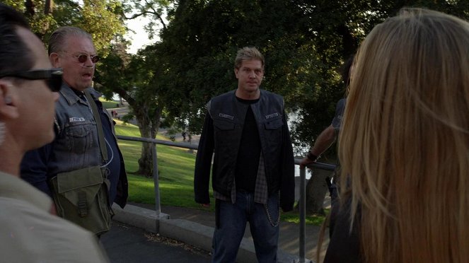 Sons of Anarchy - Milch - Filmfotos - William Lucking, Kenny Johnson