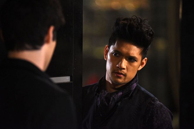 Shadowhunters: The Mortal Instruments - Awake, Arise, or Be Forever Fallen - Photos - Harry Shum Jr.